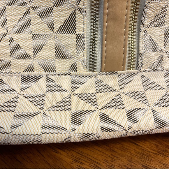Cream Gray Geometric Patterned Backpack purse - Picture 6 of 12